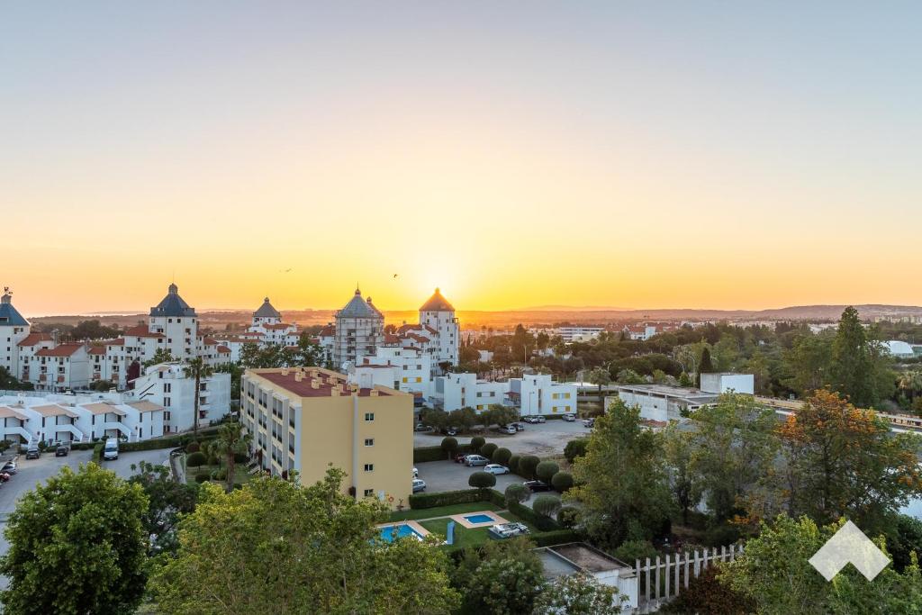 Edifício Algarve room 1